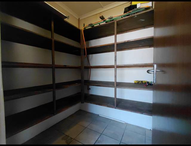 1,427M² MEDICAL SUITE FOR SALE IN POLOKWANE CENTRAL